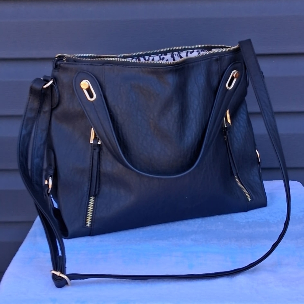 Jessica Simpson Black Shoulder Bag with Gold Accents